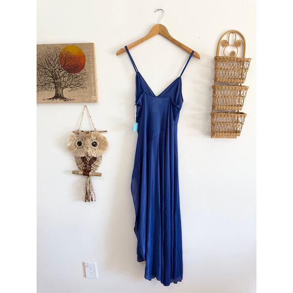 80s NOS Dark Blue Diagonal Hem Lingerie Nightgown size small - Picture 9 of 10